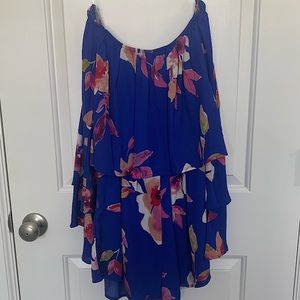 Floral cobalt blue Pink Lily boutique romper - size Medium